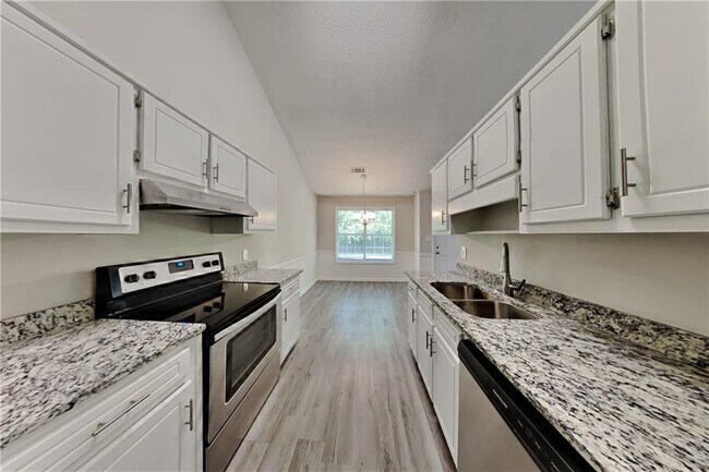 Building Photo - 1045 Mercury Dr SE