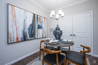 Interior Photo - Greymont Village Apartments