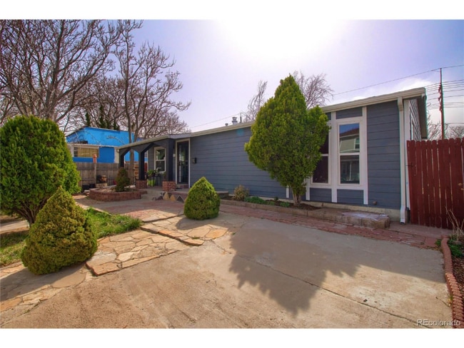 Building Photo - 4353 Columbine St