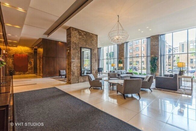 Foto del edificio - 655 W Irving Park Rd