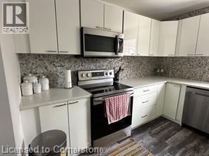 Photo du bâtiment - 770 Fanshawe Park Rd E