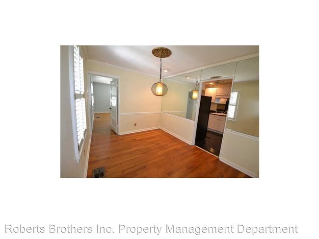 Building Photo - 25 Hathaway Rd S