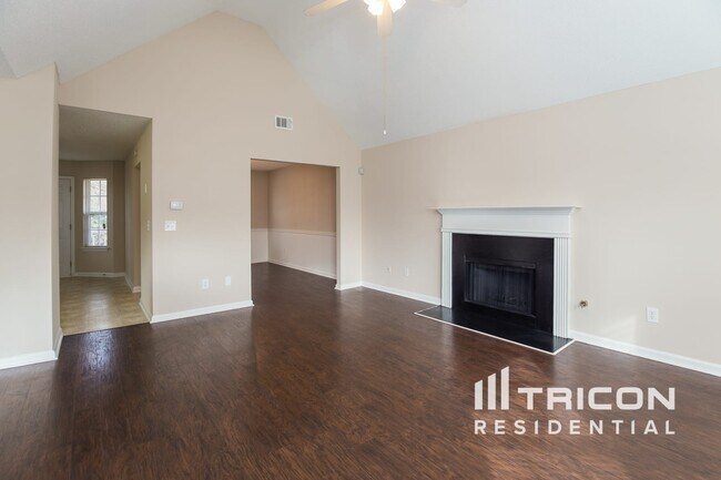 Foto del edificio - 11569 Registry Blvd