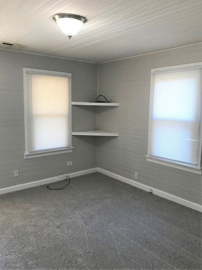 Foto del edificio - Bungalow in High Point NC