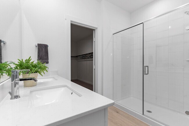 Building Photo - 7822 Bel Fiore Dr