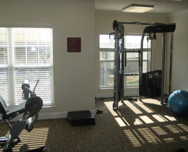 Building Photo - 1251 Strassner Dr