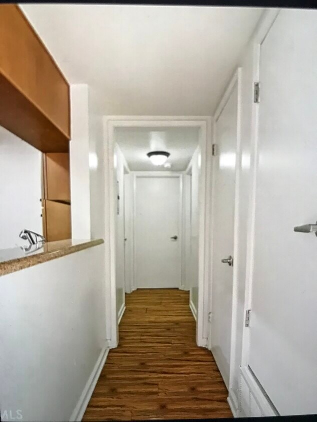 Foto del edificio - 20327 Saticoy St