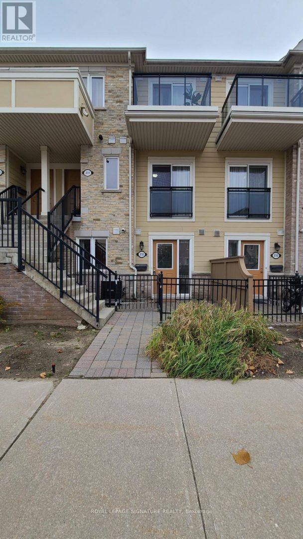 Building Photo - 4975 Southampton Dr