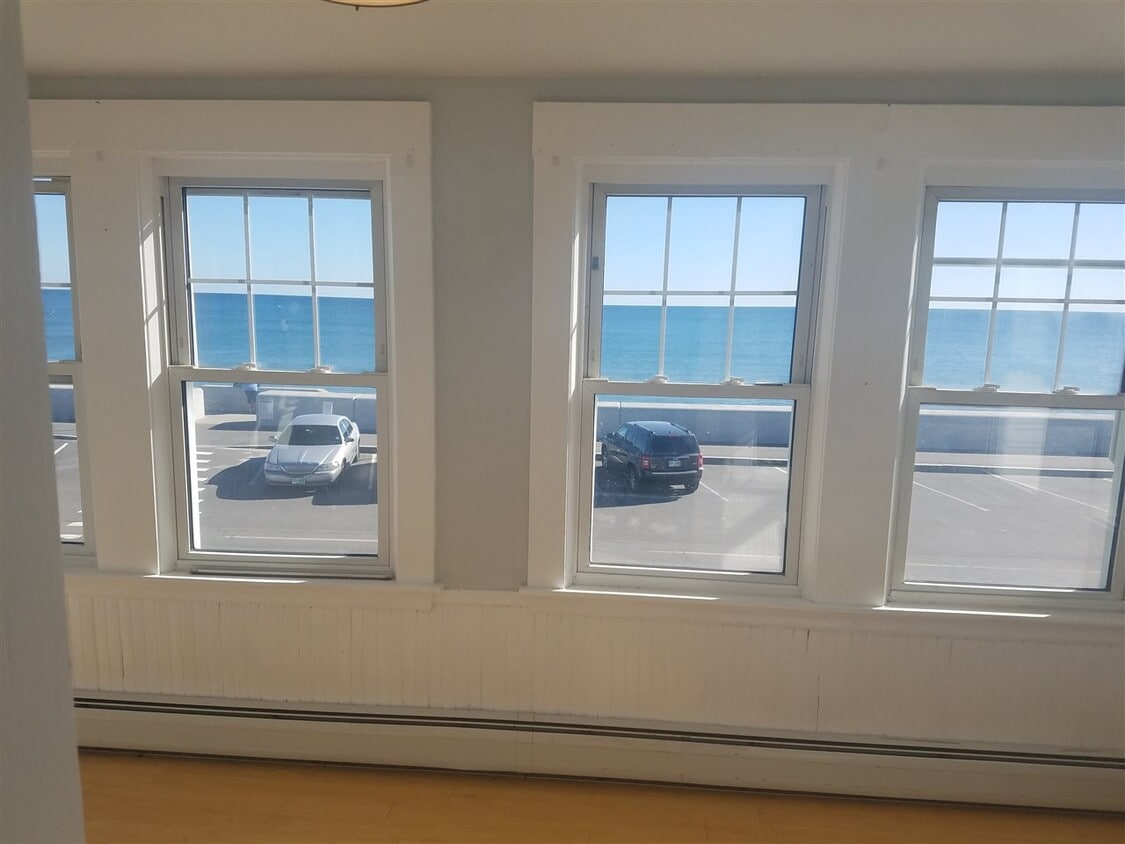 Building Photo - 857 Ocean Blvd