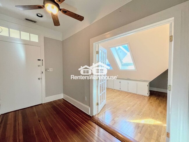 Foto del edificio - 1111 Colley Ave