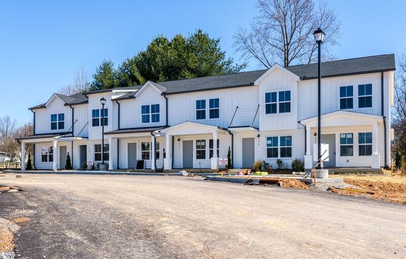 Foto principal - 634 Hadley Ave