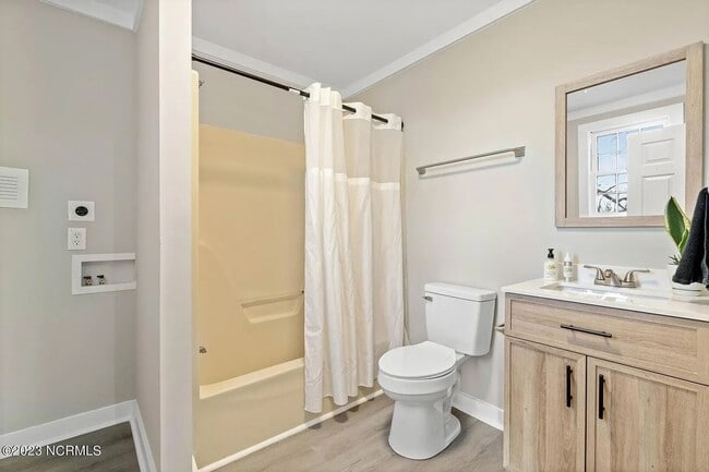 Foto del edificio - 2-bedroom, 1-bath cottage in the heart of Turkey, NC