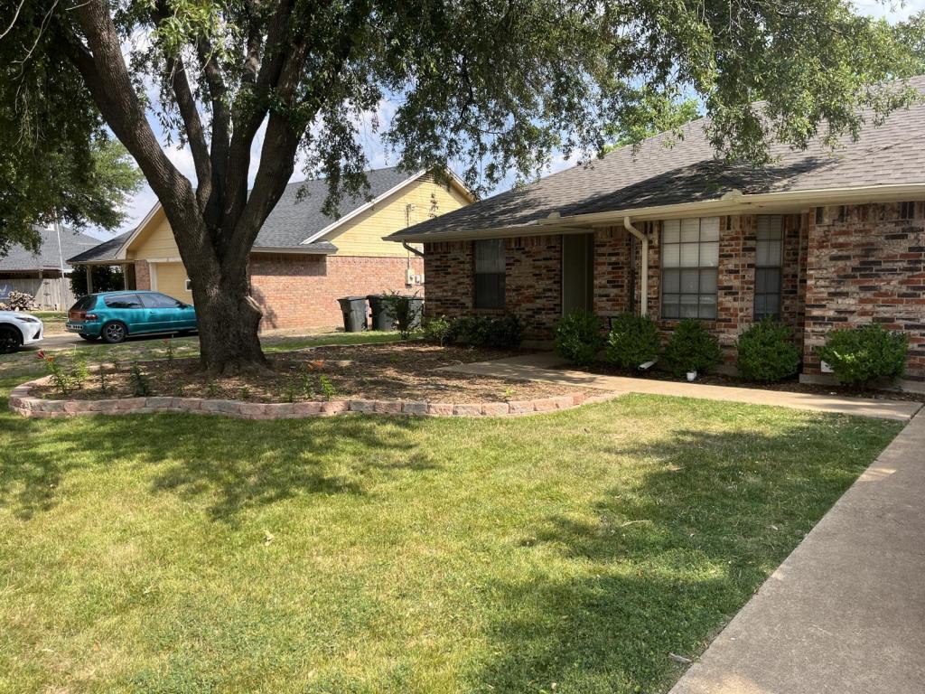 Foto principal - 710 Paintbrush Dr