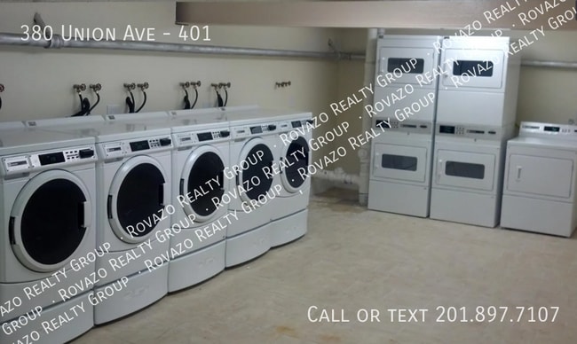 Building Photo - 1 bedroom in Irvington