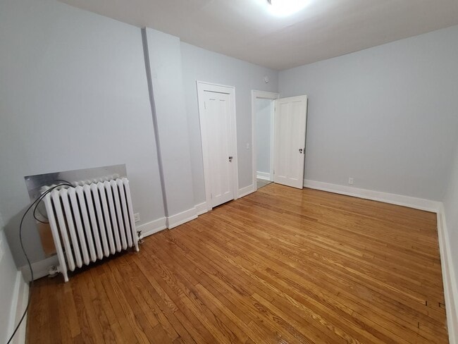 Building Photo - 693 Park Ave