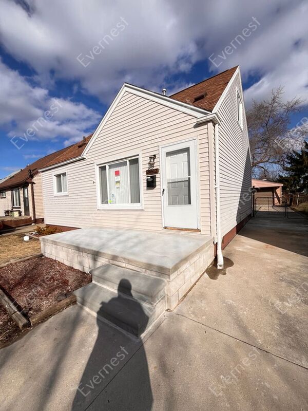 Building Photo - 24612 Berry Ave