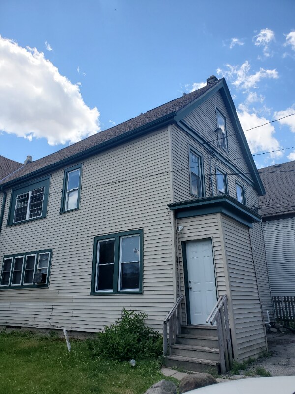 2405 N Weil St, Milwaukee, WI 53212 House Rental in Milwaukee, WI
