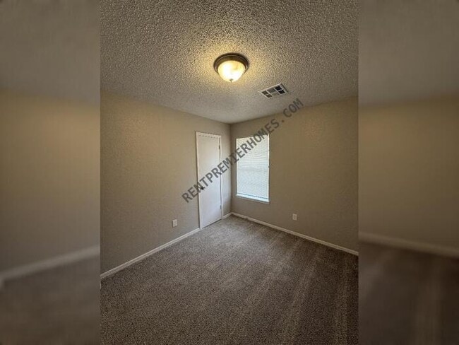 Photo - 7413 NW 125th St House