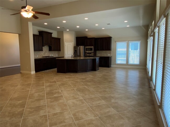 Building Photo - 5922 Solara Ledge Ln