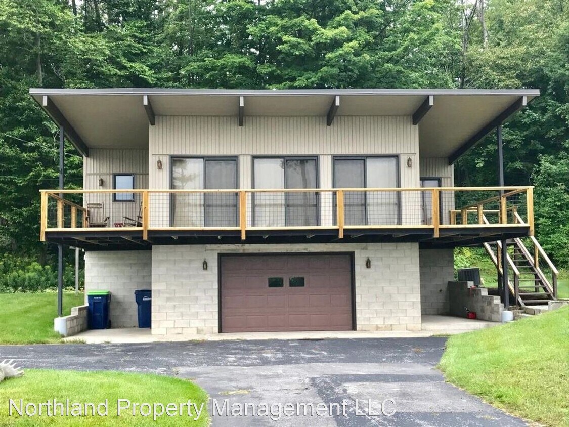 Primary Photo - 2 br, 2 bath House - 15009 Bluff Rd