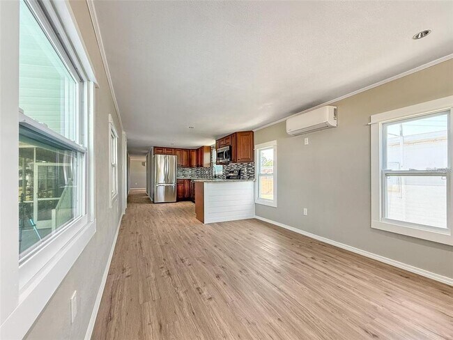 Foto del edificio - 5141 Oakland Hills Ave