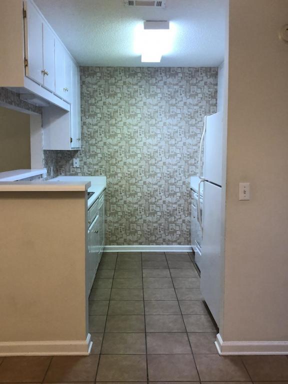 Building Photo - 106 WOODMERE DRIVE