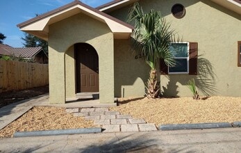 Building Photo - 6217 Pinetree Ave