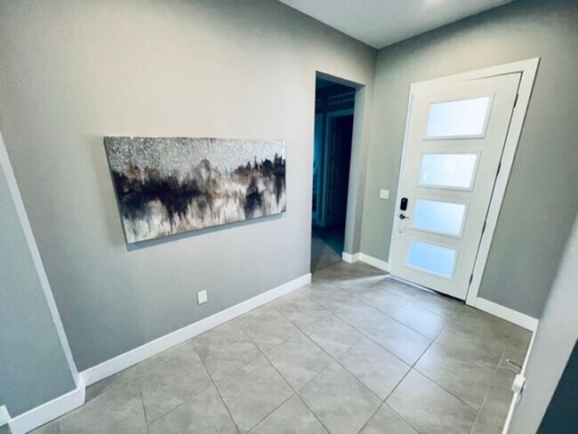 Foto del edificio - Absolutely beautiful single story home in a “Lake Las Vegas” GATED COMMUNITY!!!