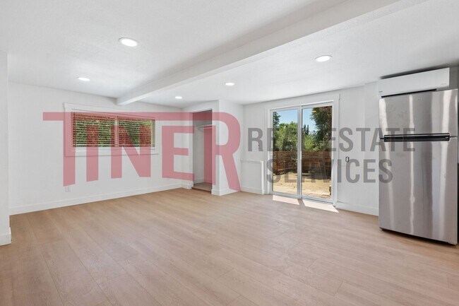 Foto del edificio - Affordable Studio: 7882 Orange Ave In The ...