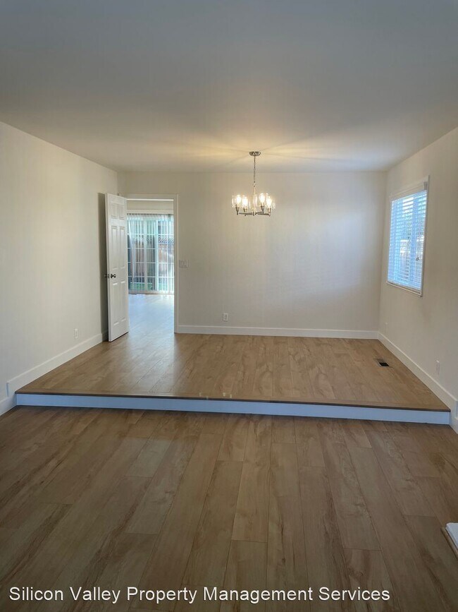 Building Photo - 4 br, 2 bath House - 657 Shirecrest Ct - 6...