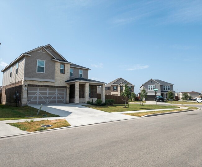 Building Photo - 3865 Bentwood Way