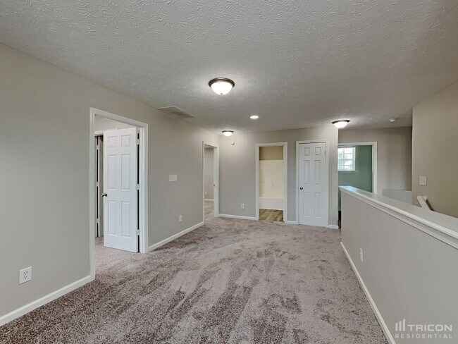 Foto del edificio - 16736 Yeoman Way