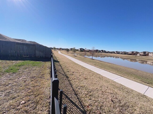 Foto del edificio - 7314 Barrington Ridge Ln