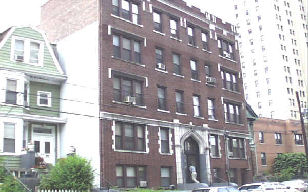 Foto del edificio - 101 Clifton Pl
