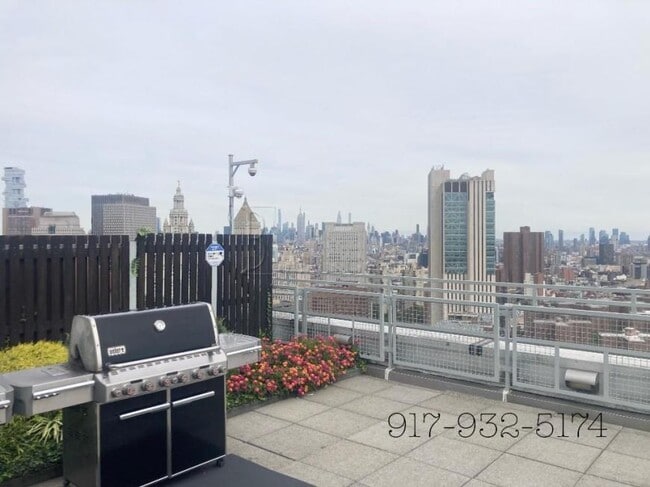 Building Photo - 2 bedroom in NEW YORK NY 10007
