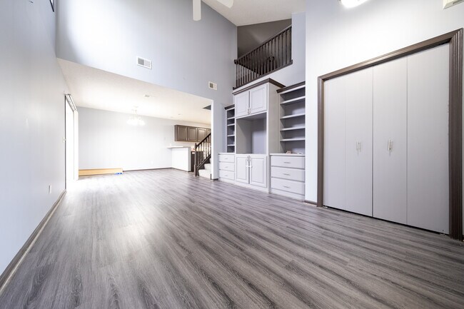 Building Photo - 17032 Eagleview Ln