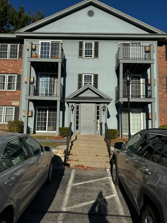Foto del edificio - 7 Northbrook Dr