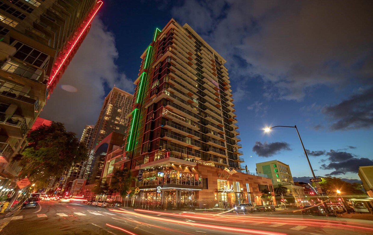 South del edificio - Ariel