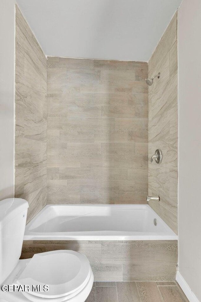 Foto del edificio - 8827 Mt Elbert Dr