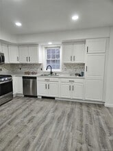 Building Photo - 419 Garden Ave