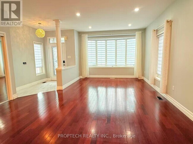 Building Photo - 339 Tower Hill Rd