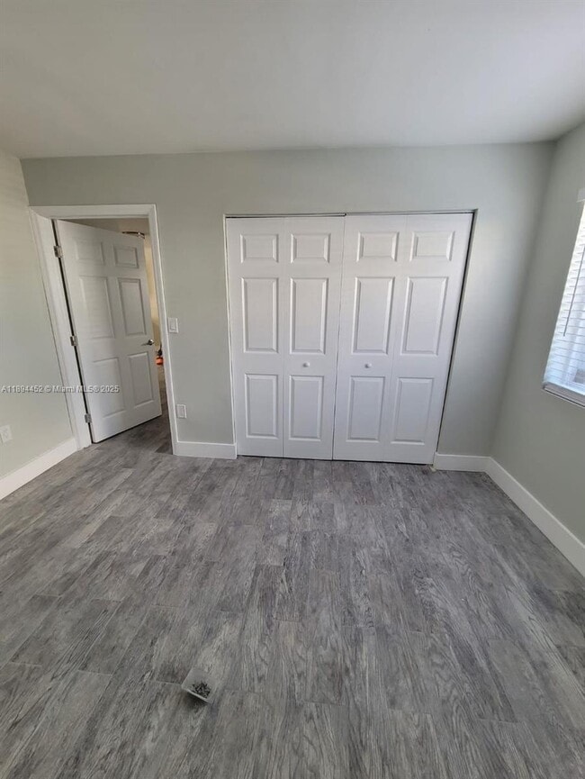 Foto del edificio - 7891 SW 152nd Ave