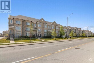 Building Photo - 60-60 Fairwood Cir