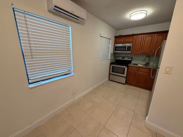 Foto del edificio - 2255 NE 51st St