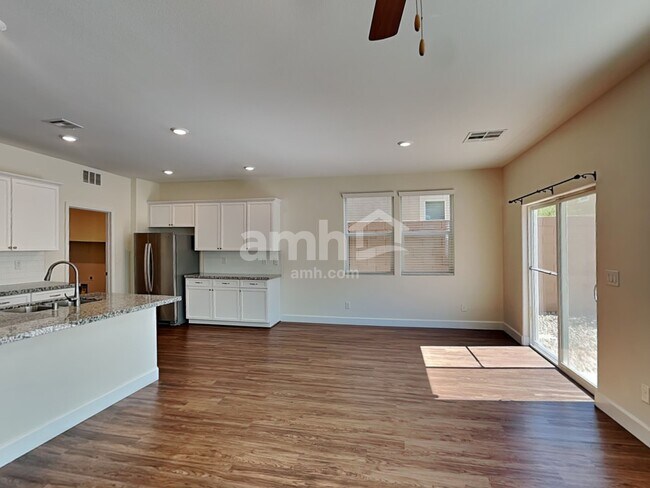 Building Photo - 9259 Baylee Bay Ct