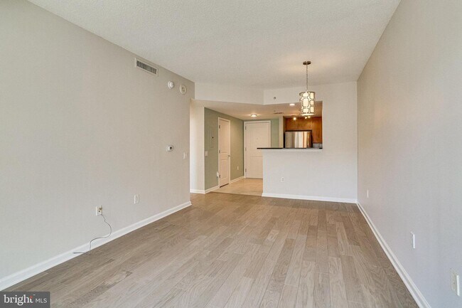 Foto del edificio - 930 Wayne Ave