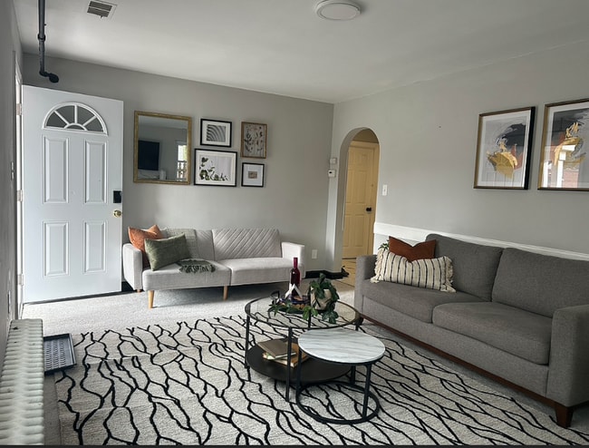 Photo - 700 Hudson Ave Apartment