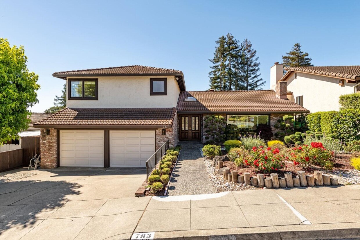 Foto principal - 783 Sequoia Ave