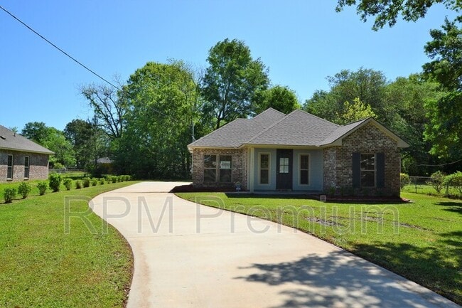Foto del edificio - 4836 Rollins Rd