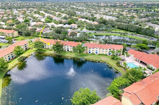 Foto del edificio - 8294 Key Royal Cir
